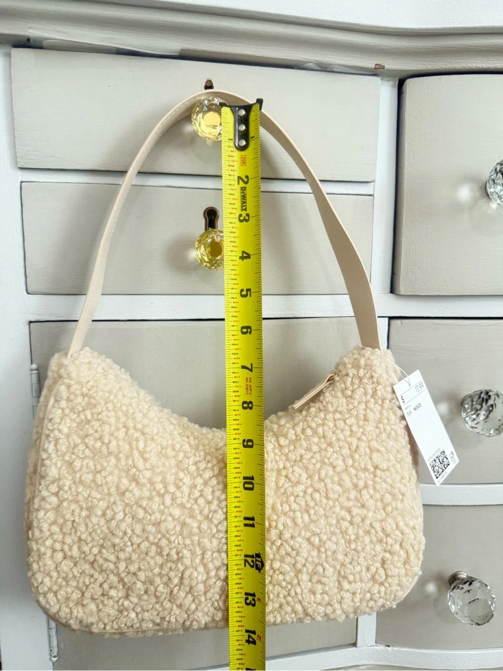 H&M Cream Teddy Fur Fluffy Shoulder Bag Baguette - Picture 5 of 15